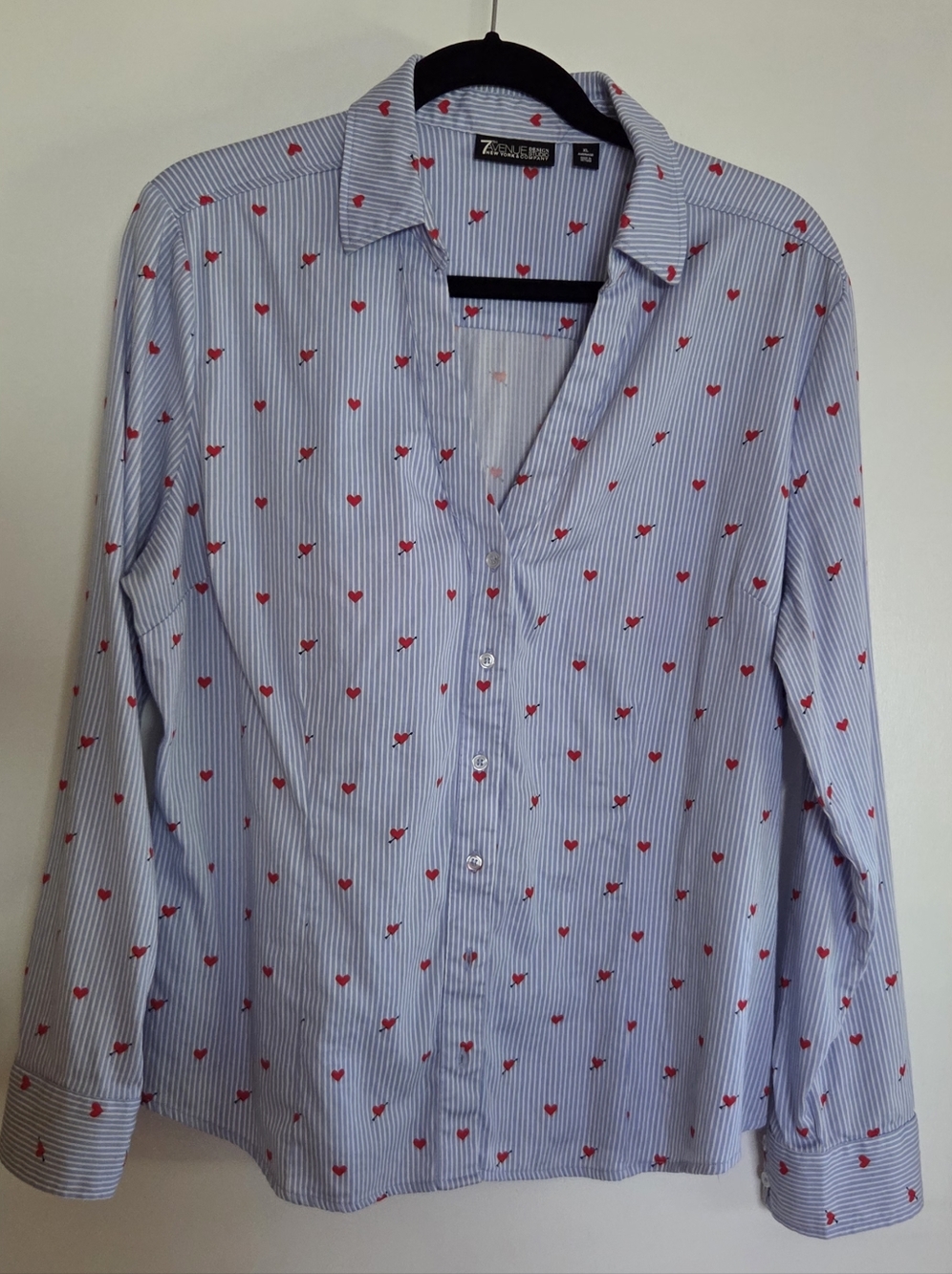 New York & Company Blue White Striped Button-Up Shirt with Red Heart Print